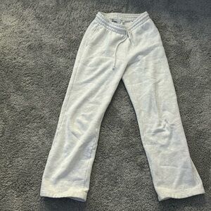 TNA/Aritzia wide leg (cozy fleece) white sweatpants